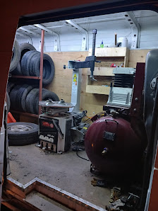 Antalya Gezer Lastikci | Mobil Lastik Tamiri 7/24 Yerel İşletme fotoğrafı 2